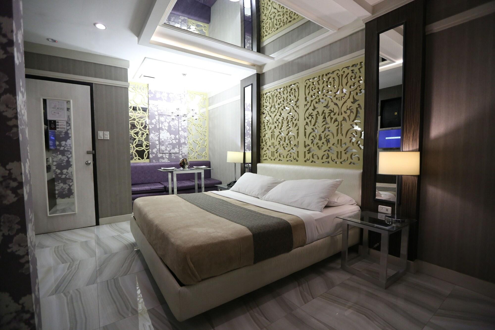 Victoria Court Hillcrest Pasig Motel Buitenkant foto