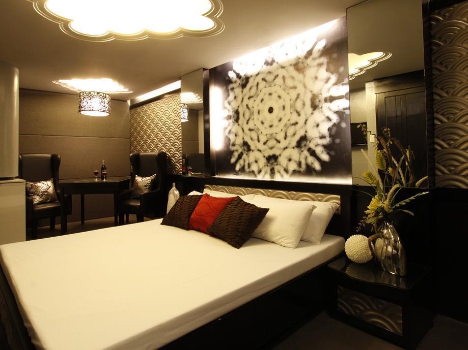 Victoria Court Hillcrest Pasig Motel Buitenkant foto