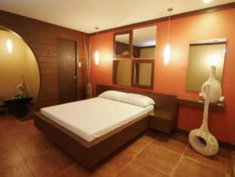 Victoria Court Hillcrest Pasig Motel Buitenkant foto